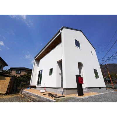 有限会社召田工務店ロゴ